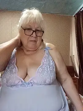 Alexia64231 live cam on StripChat