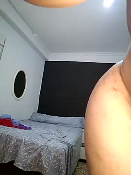 Big_as-big webcam