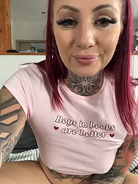 MimiSweet111 webcam