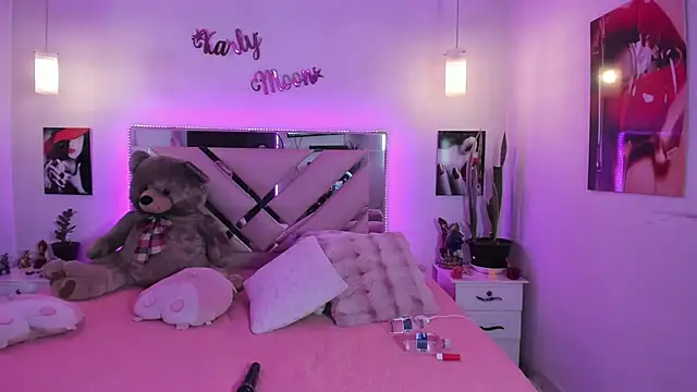 Karly_moon webcam