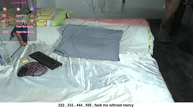 Benjamin_Buster live cam
