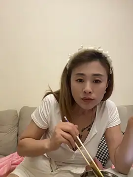 okgirl_23 webcam