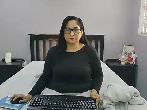 Indiankushy webcam