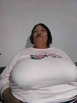nancy111 live cam