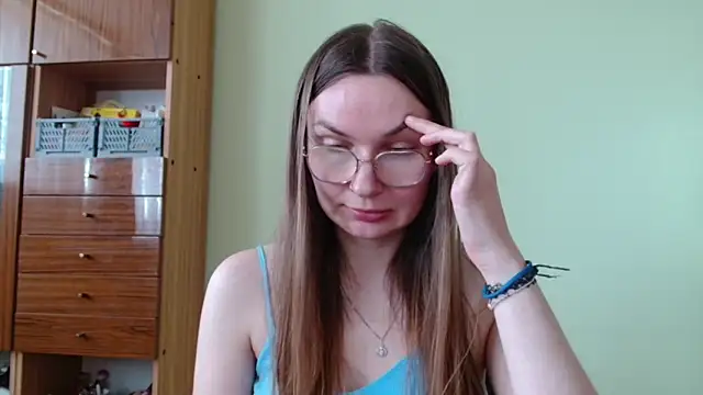 LooveELLYx live cam