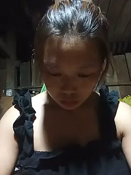 Ngocmi909 live cam