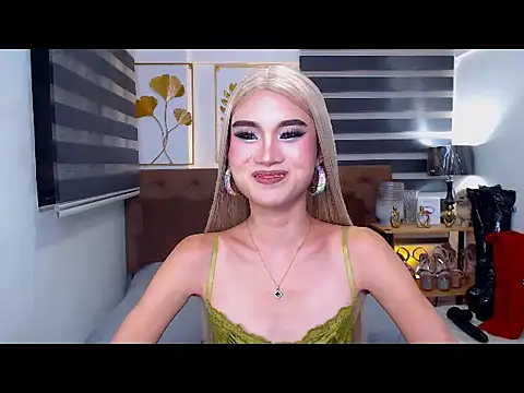 JuicyCockThea live cam
