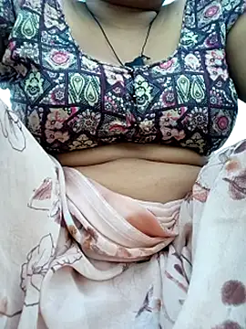 Menka_cut34 webcam