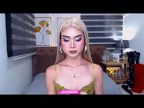 JuicyCockThea live cam