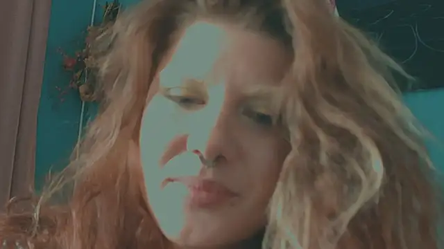 VivienDarkbloom live cam