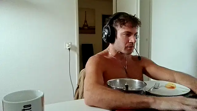 alpha-hunk live cam