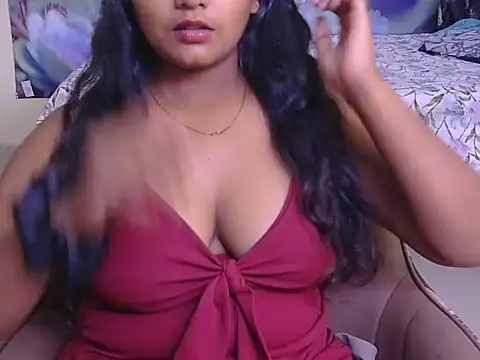 bold-kiyara webcam