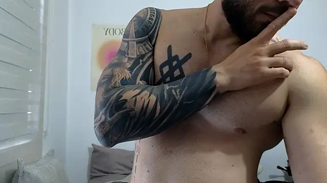 Isaac_Carter webcam