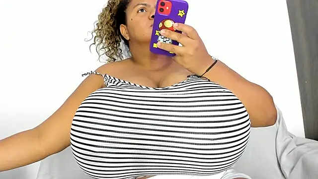bigmom69_ webcam