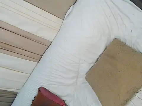 Savanna_White webcam