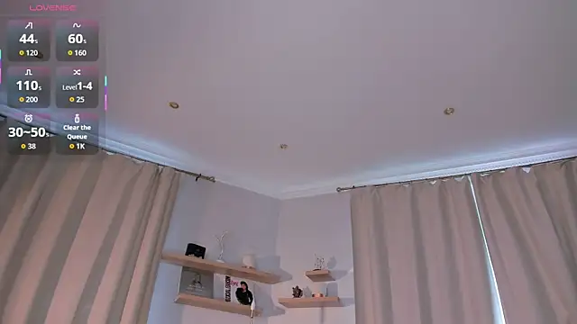 lova_rane's live room