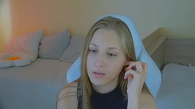 BritneyCruze webcam