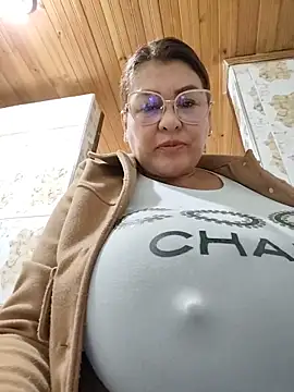 AlexxiaaMat webcam