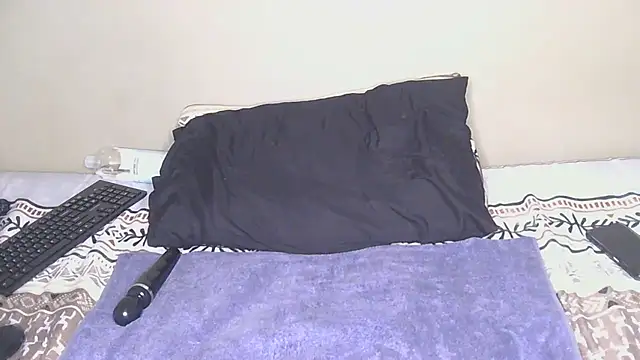 CherieBlushX webcam