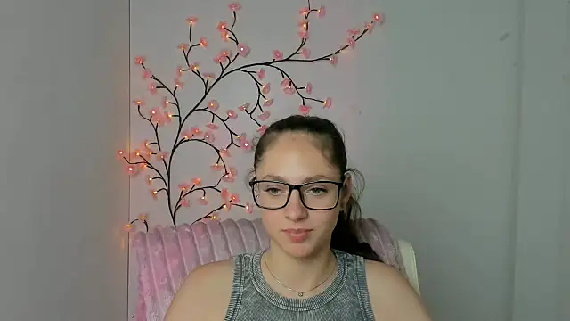 KissMeJulia webcam