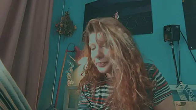 VivienDarkbloom webcam