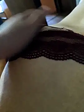 MadaamJizz_DickLewd live cam