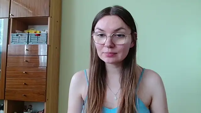 LooveELLYx live cam on StripChat