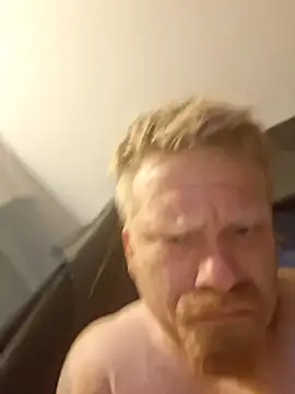 cockycummer live cam