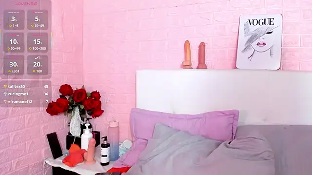 Celeste_Rox live cam on StripChat