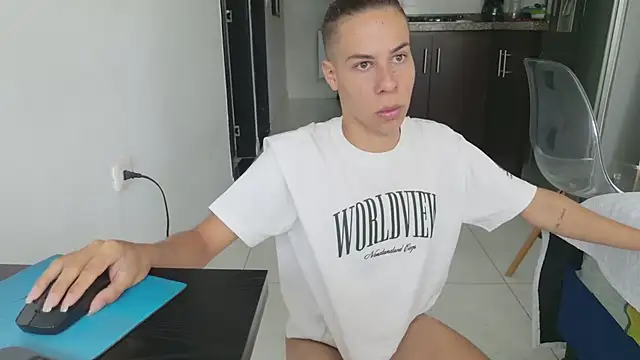 grey___27 live cam