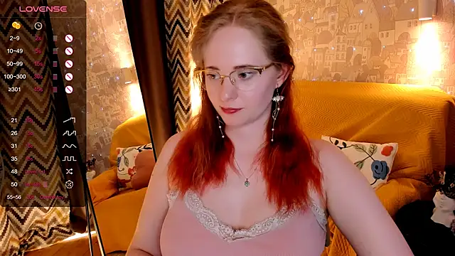 Watch Aemilia_ live on EroticFlix - High definition streams