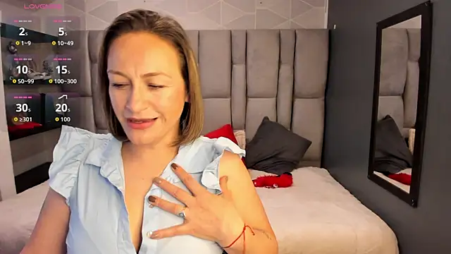 Charlot_milf webcam