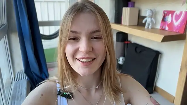 cyberl0ve_ webcam