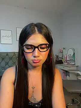 JassmineLove live cam