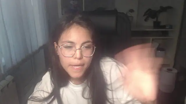 Watch Anda_here live on EroticFlix - High definition streams