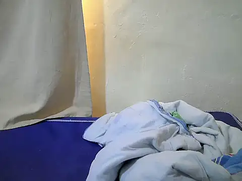 queen_slender12 webcam