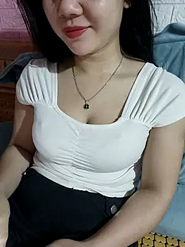 Watch Ngocmai_lazdy live on EroticFlix - High definition streams