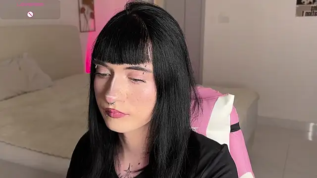 Vailyreb_'s room