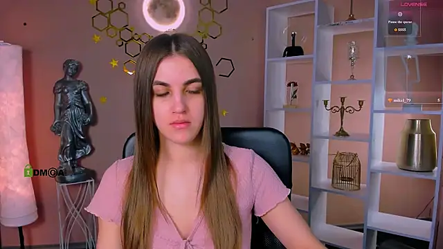 Watch lina_fox12 live on EroticFlix - High definition streams