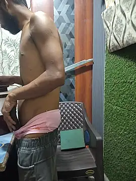 Akki-101 live cam on StripChat