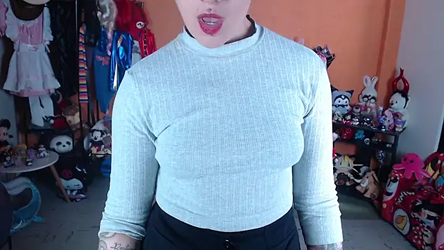 MissMiia2 webcam