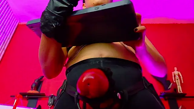 MistressSlut1 webcam
