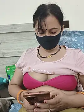 HeartlessGirl live cam
