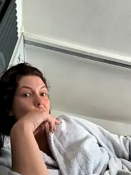 AmberLayla webcam