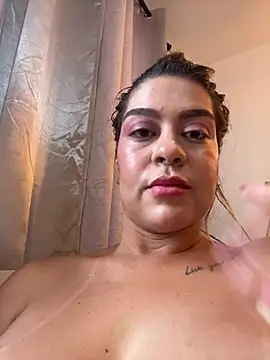 JoannaStanford webcam