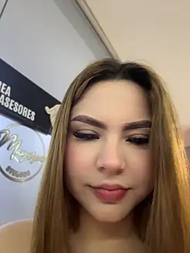 beella1_ - Beella1_'s free webcam - UK Sex Cams