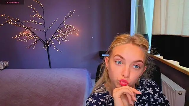 SonnySofia webcam