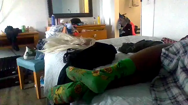 dicksee_left - Dicksee_Left's free webcam - UK Sex Cams