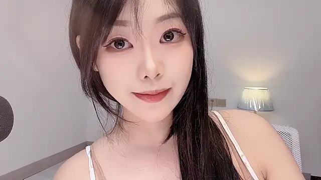smalldaiwang live cam on StripChat