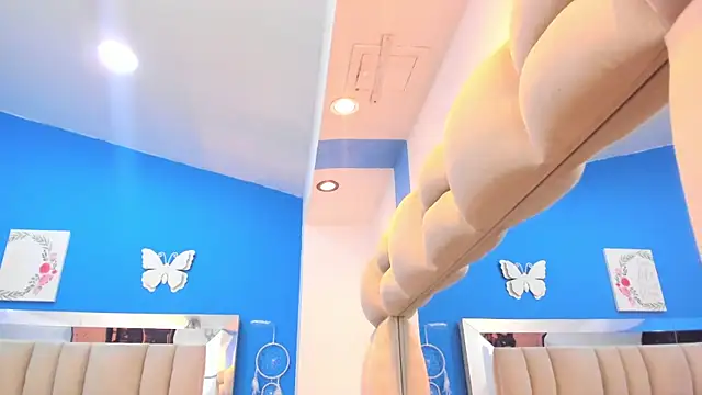 lily_rousse0 webcam